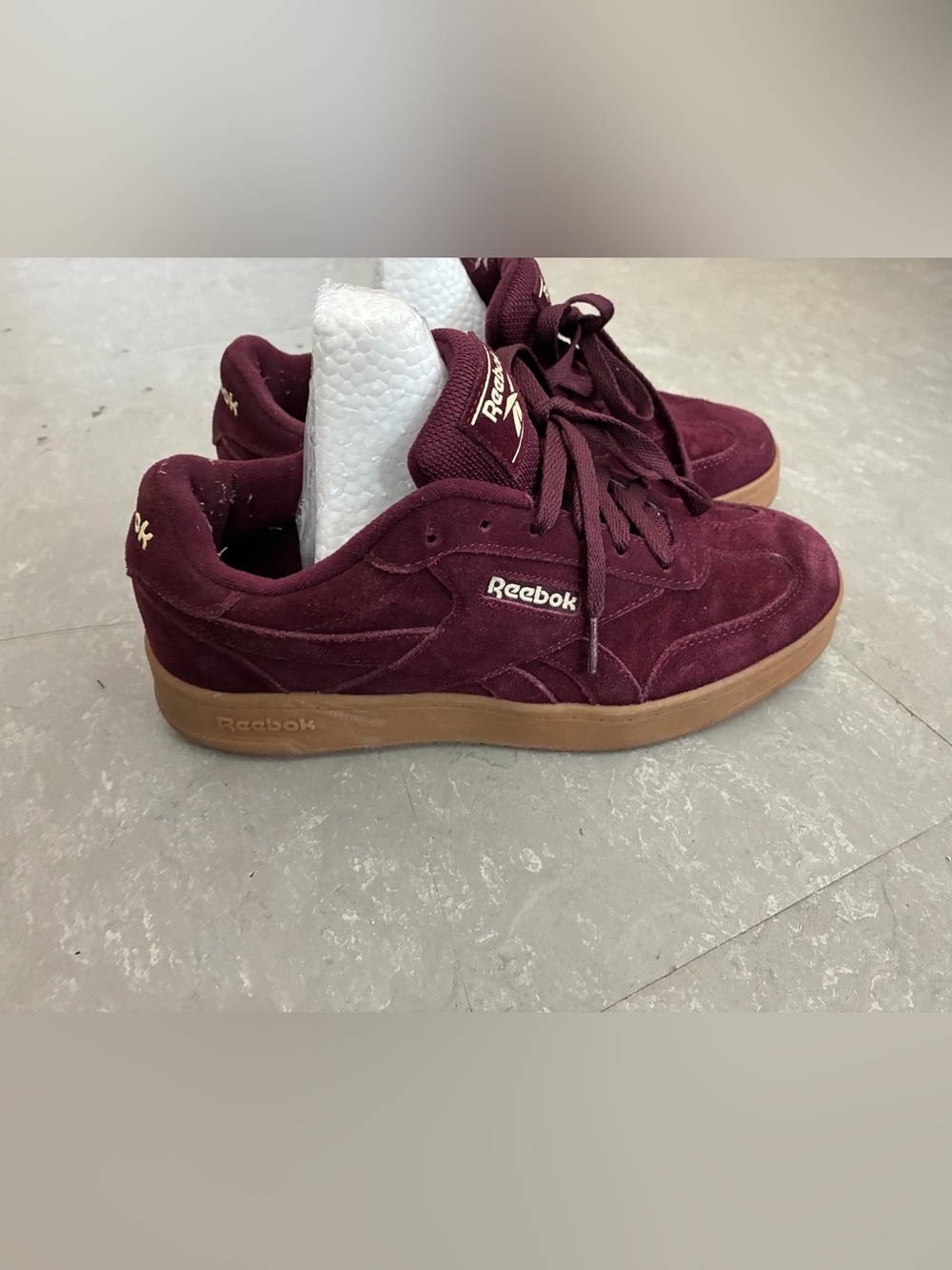 Women’s ReebokMaroon Burgundy Suede Skate Sneakers Shoes Size 7